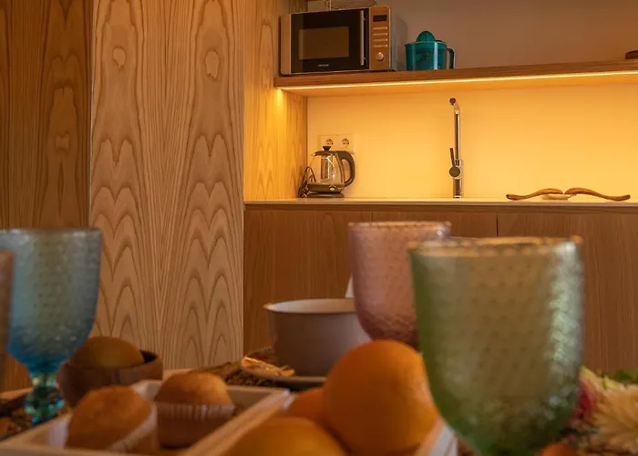 De Xaras, Neboda Kamp alanı *