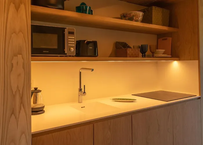 De Xaras, Neboda Marín